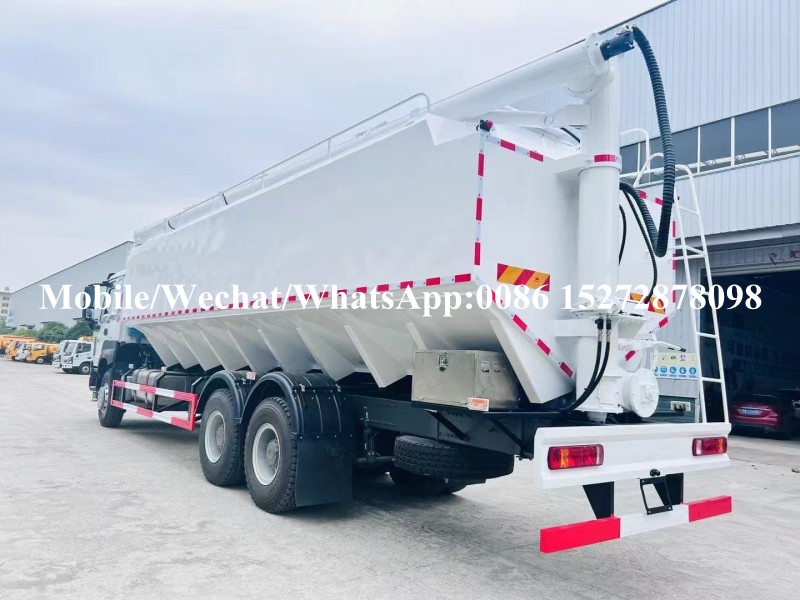 Bulk Feed Carrier (3) Bulk Feed Carrier (3)