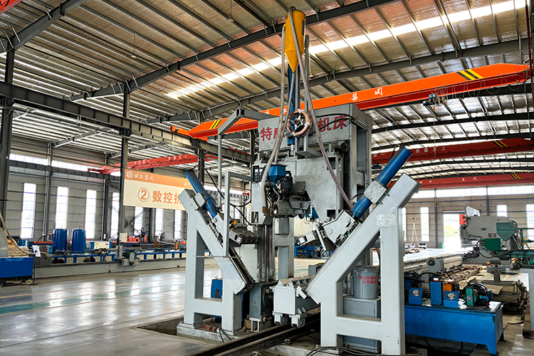 Automatic Welding And Seaming Integrated Machine Automatic Welding And Seaming Integrated Machine