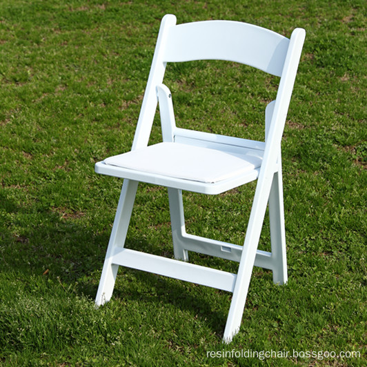 Padded folding chair