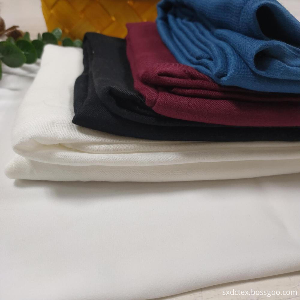 Ткань для нижнего белья из дышащей вискозы вискозы и твила Brethable Viscose RayonTwill Solid Underwear Fabric