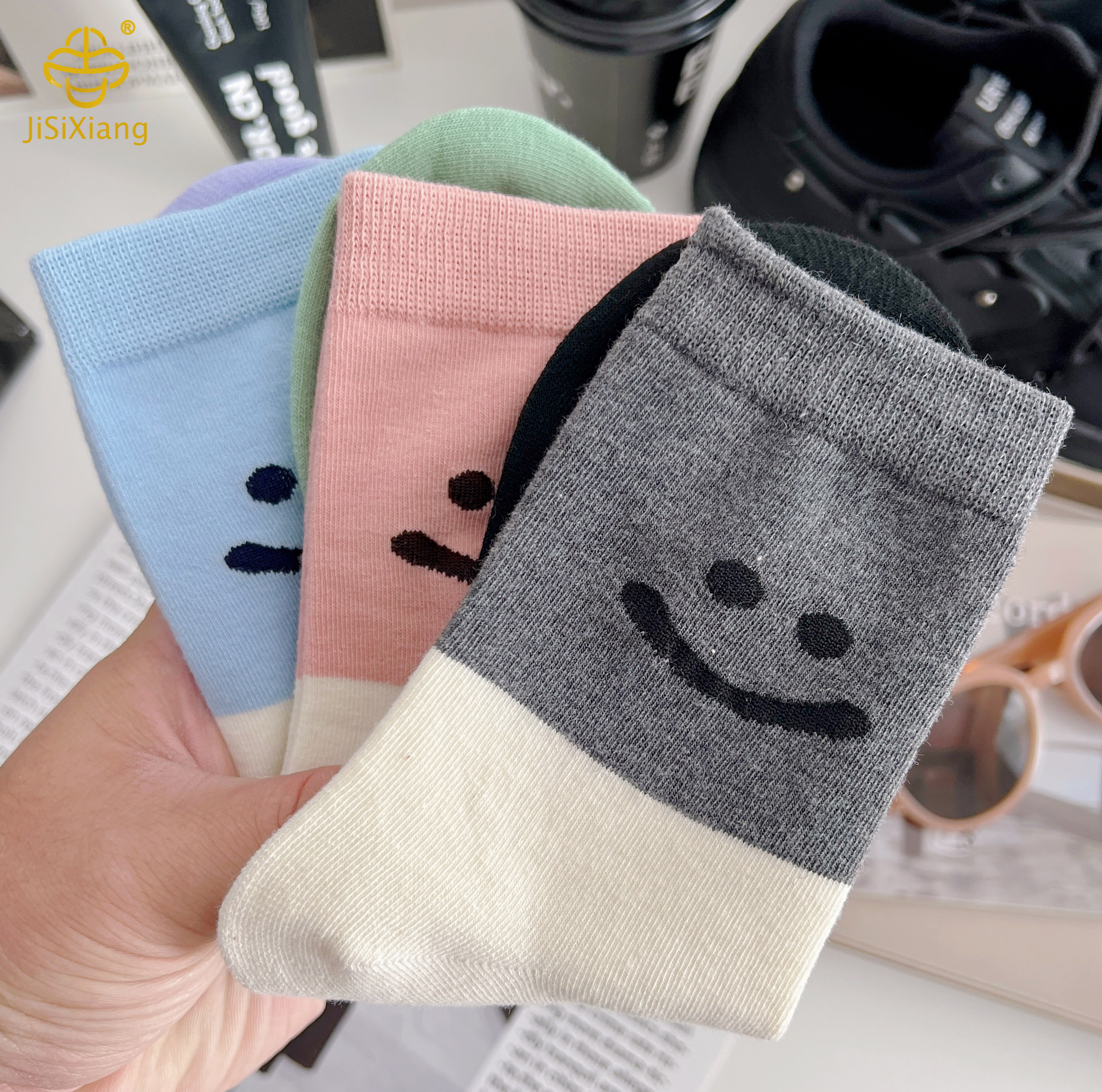 Korean cartoon smiley face sock for students Korean cartoon smiley face sock for students