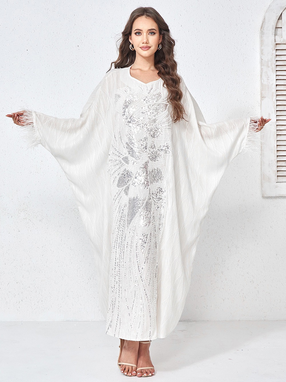 Luxury Sequin Feather Sleeve Abaya Dress White Sequin Kaftan Dress with Feather Sleeves