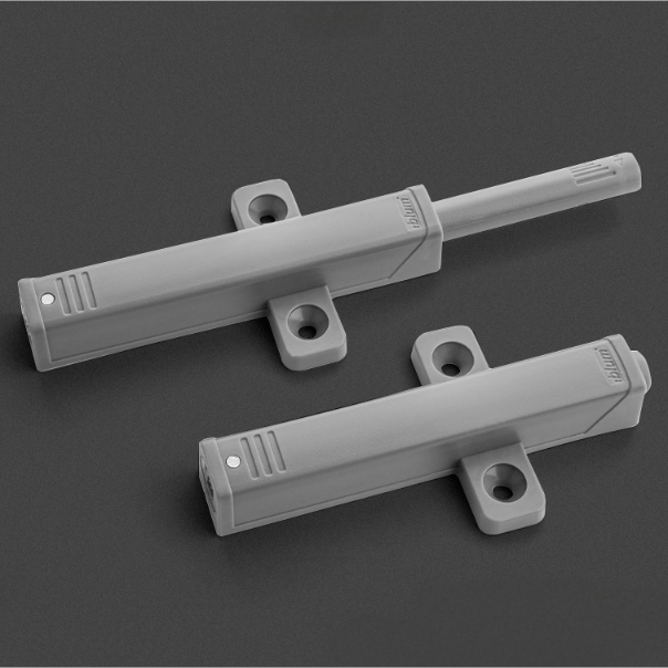 push and release door latch push and release door latch