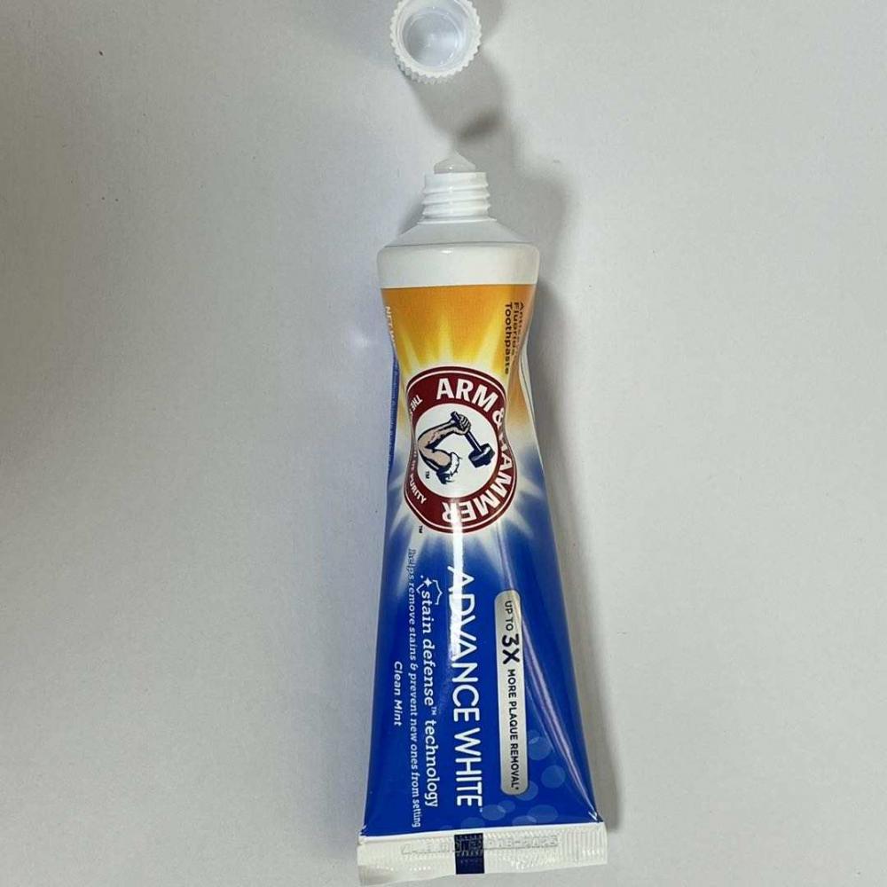 Advance White Tootpaste Advance White Tootpaste