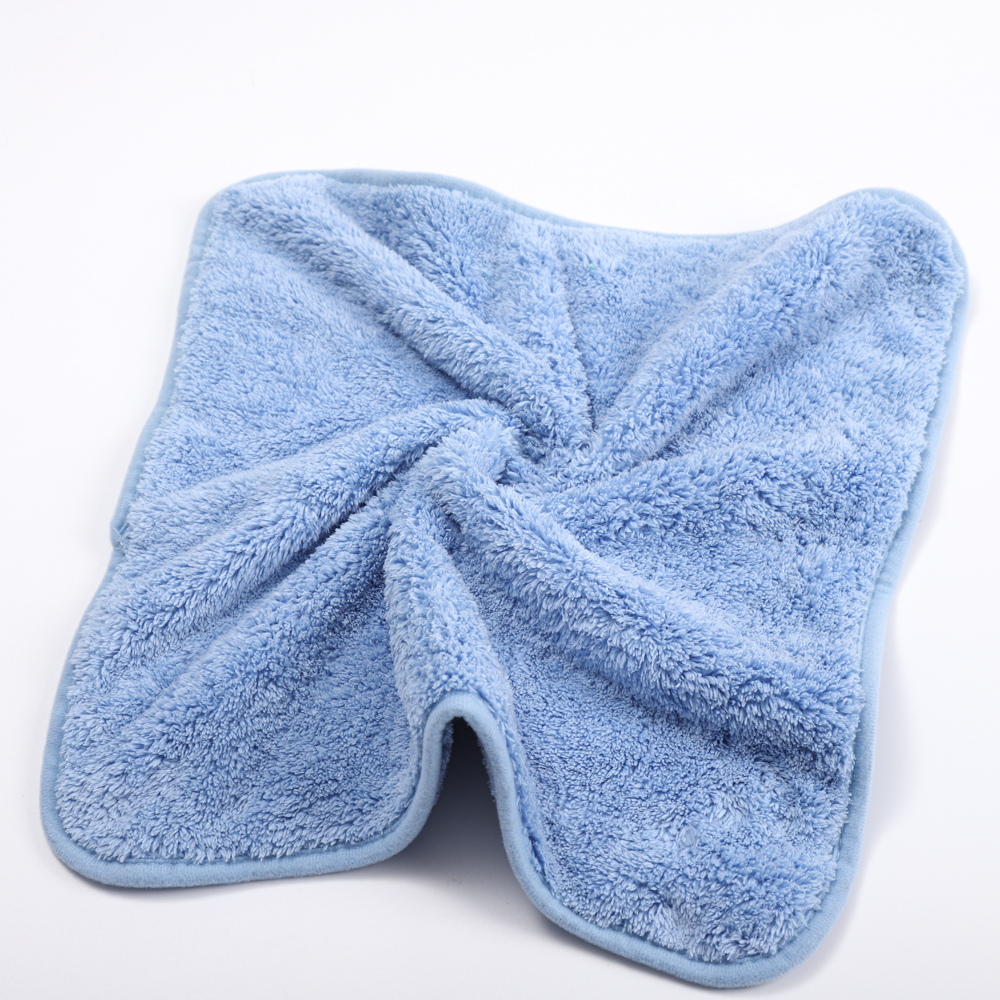 Auto Cleaning And Waxing Towel Kit Auto Cleaning And Waxing Towel Kit