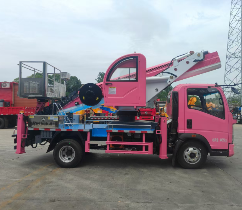 Howo 33m aerial work truck Howo 33m aerial work truck