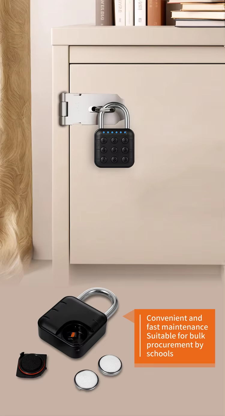 4 Battery-powered padlock 4 Battery-powered padlock