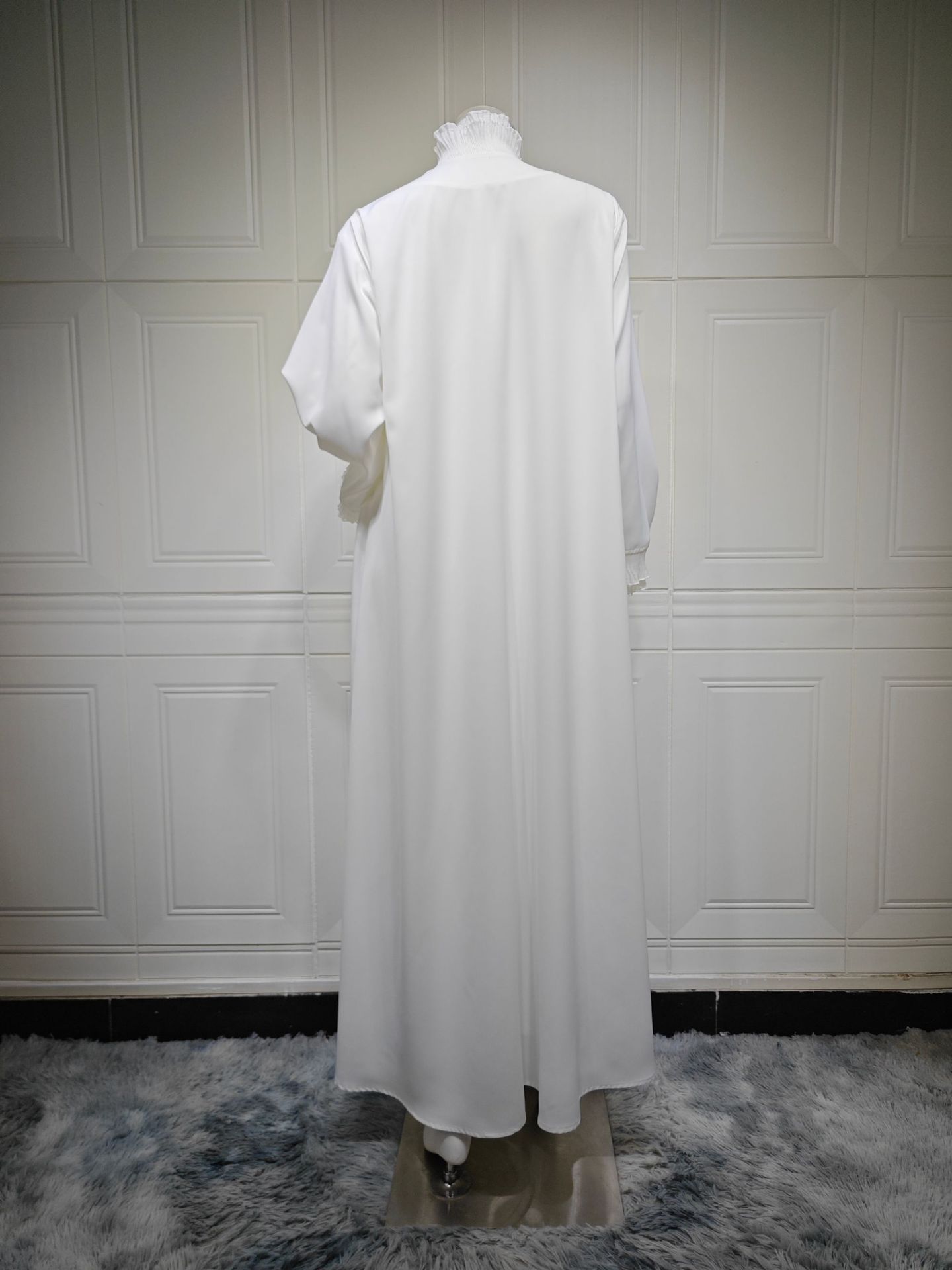 White Ruffle Edge Open Front Abaya Cardigan MQ271 (6) White Ruffle Edge Open Front Abaya Cardigan MQ271 (6)