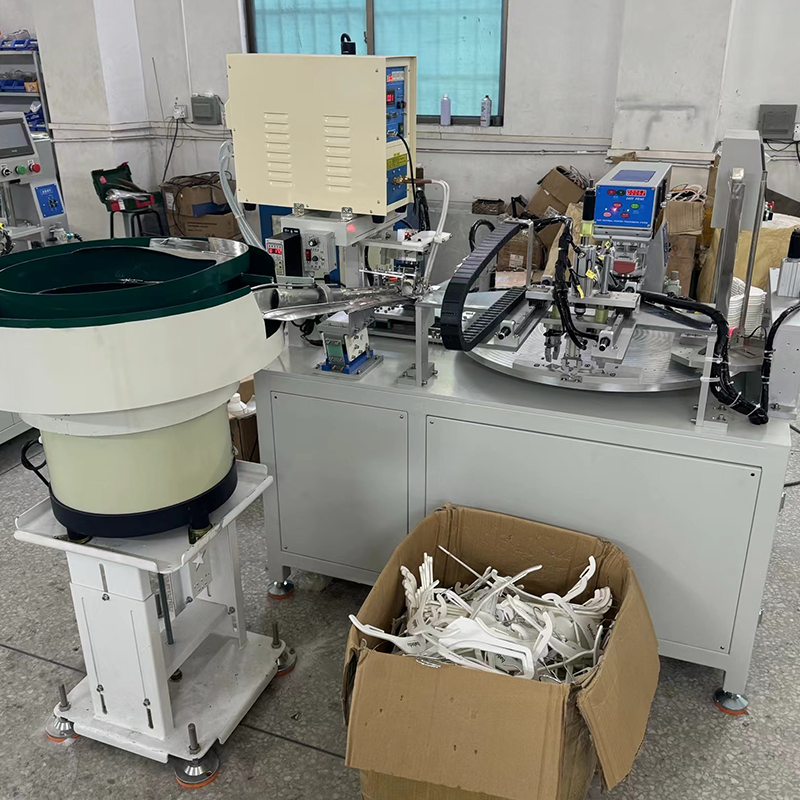 Plastic Hanger Making Machine Plastic Hanger Making Machine