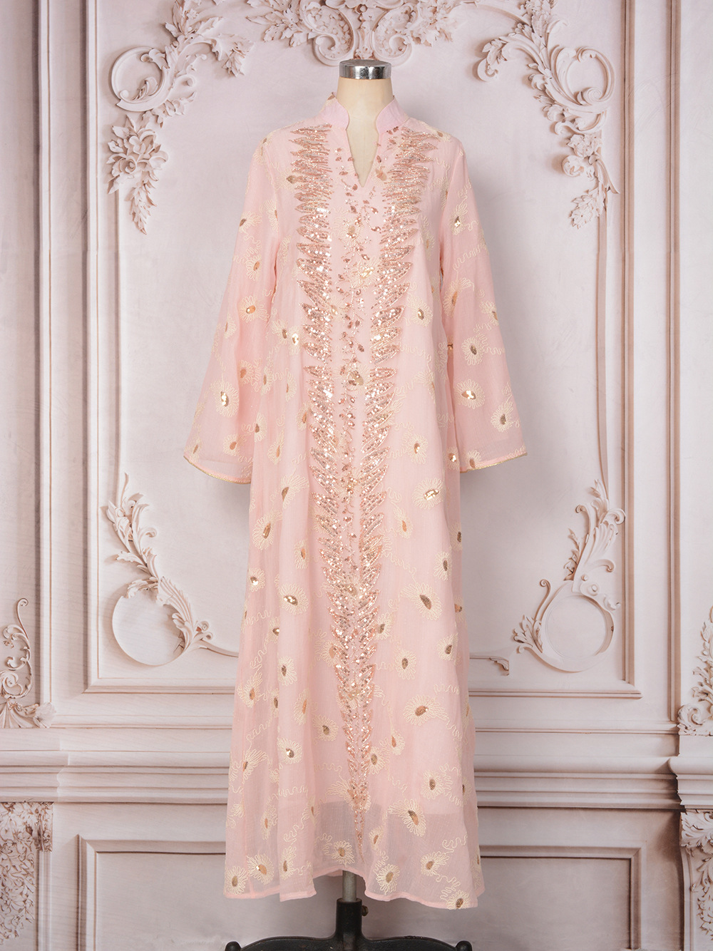 Dubai Luxury Floral Embroidery Abaya Dress Detail Luxury Floral Embroidery Abaya Dress Detail