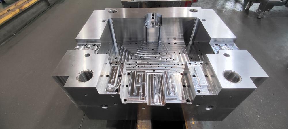 Molding industry Molding industry