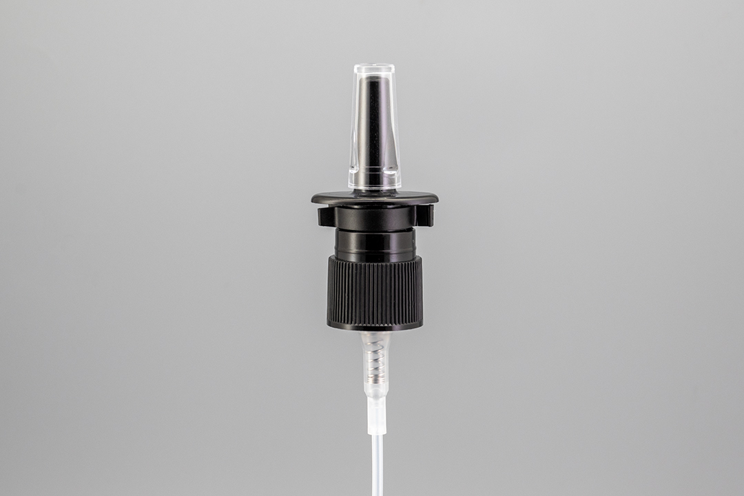 18/410 Black Ribbed Nasal Pump with Safety Clip 18/410 Black Ribbed Nasal Pump with Safety Clip