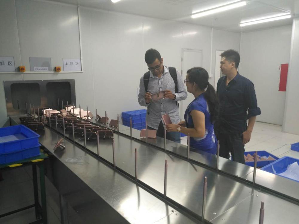 Plastic Uv Varnish Spray Painting Line Plastic Uv Varnish Spray Painting Line