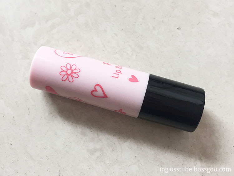 round lipstick container