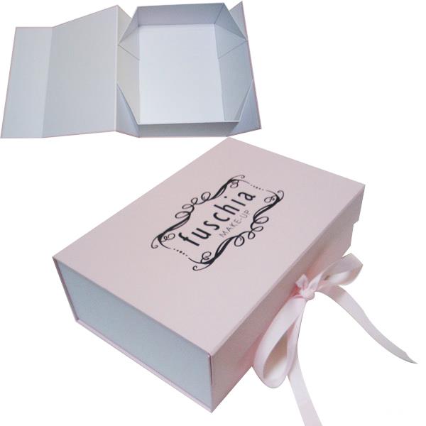 collapsible gift box with ribbon close