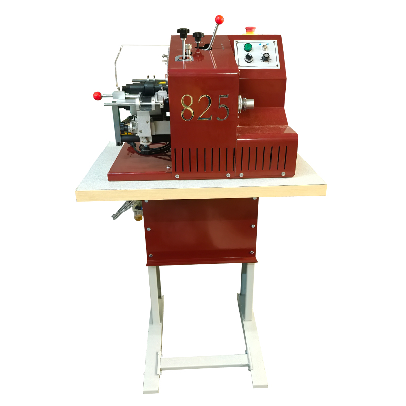 SC-825 Belt Laminating and Trimming Machine (1) SC-825 Belt Laminating and Trimming Machine (1)