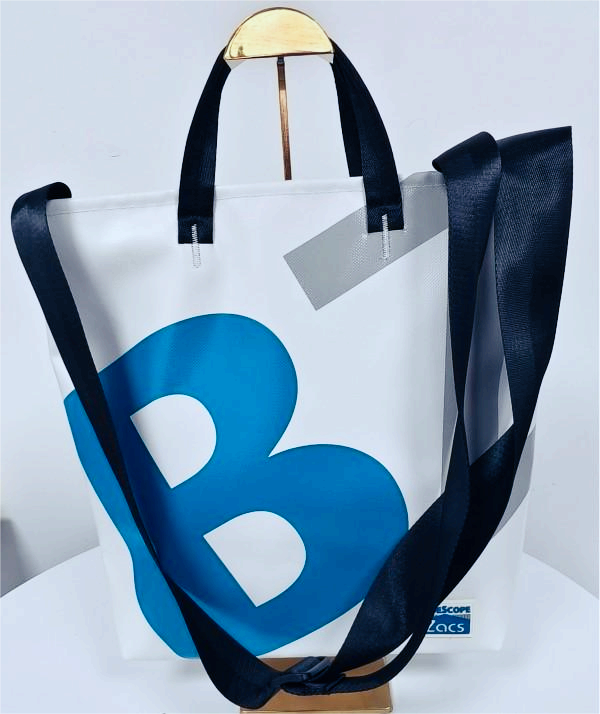 Customizable letter waterproof PVC handbag Customizable letter waterproof PVC handbag
