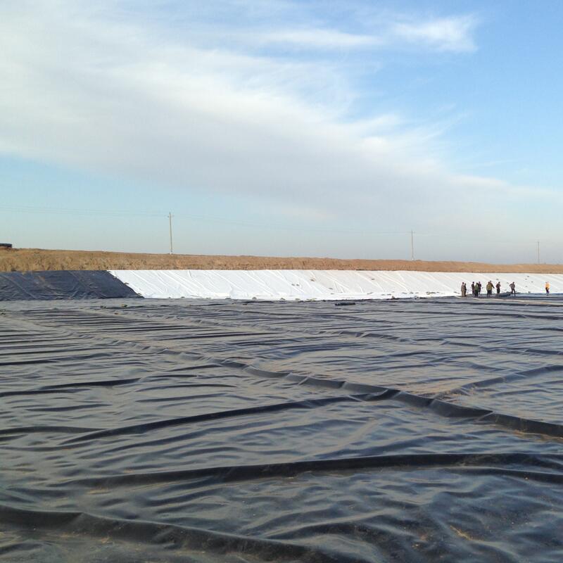 application for double color geomembrane