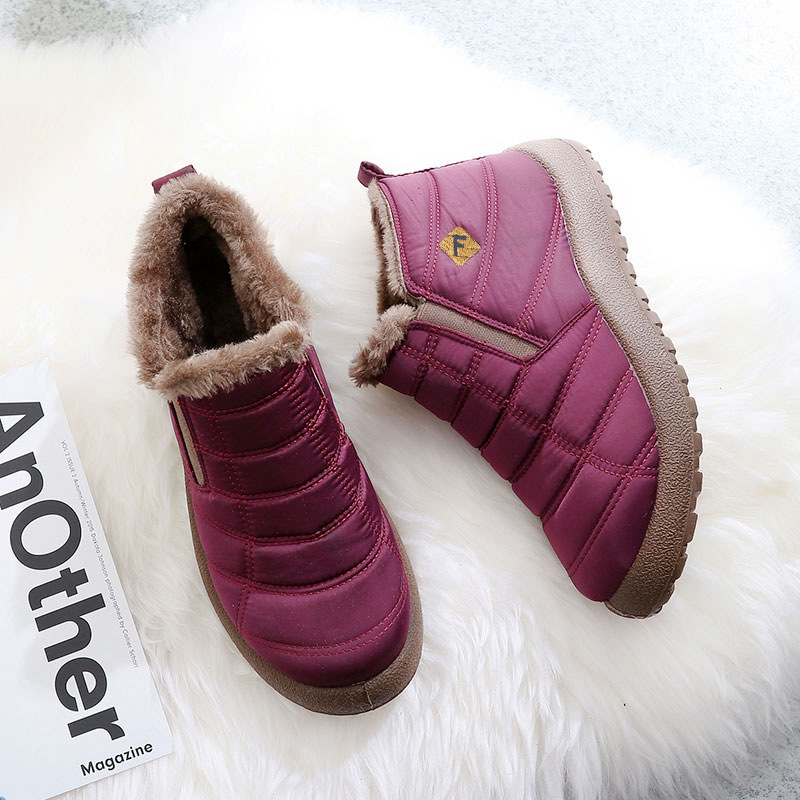 Anti slip and waterproof snow boots Anti slip and waterproof snow boots