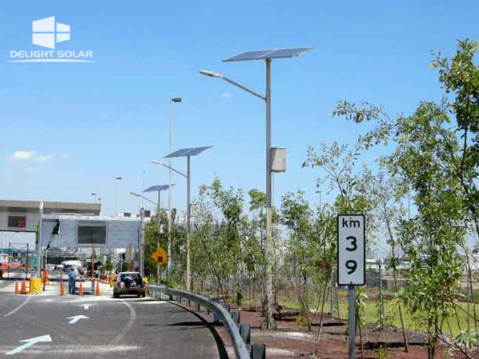solar street light project in Mexico-DELIGHT SOLAR_