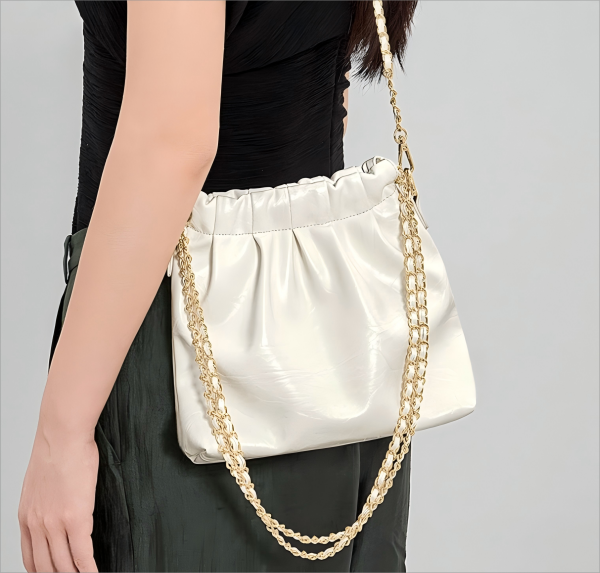 Fashionable single-shoulder crossbody women's bag Fashionable single-shoulder crossbody women's bag