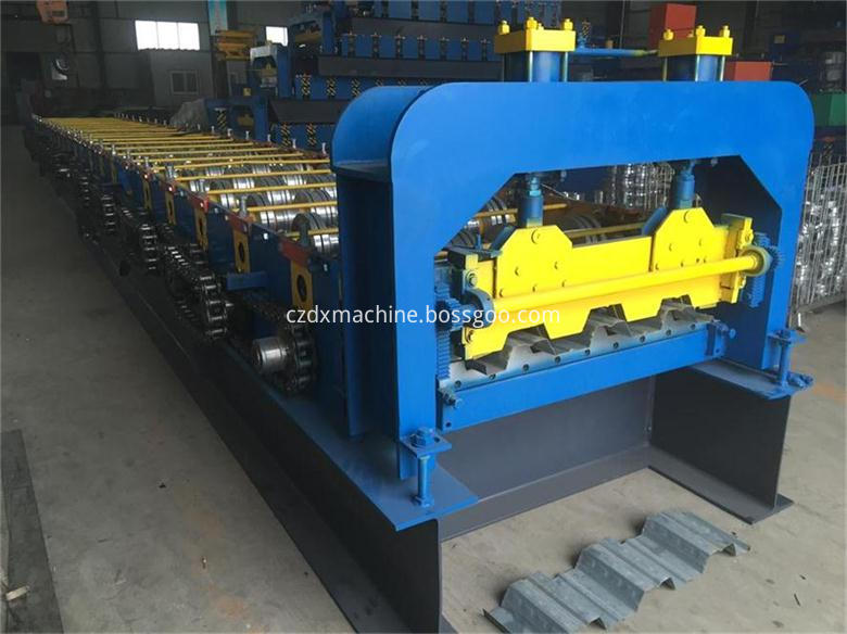 Petit pain galvanisé de plate-forme de plancher de tôle formant la machine Galvanized Sheet Metal Floor Deck Roll Forming Machine