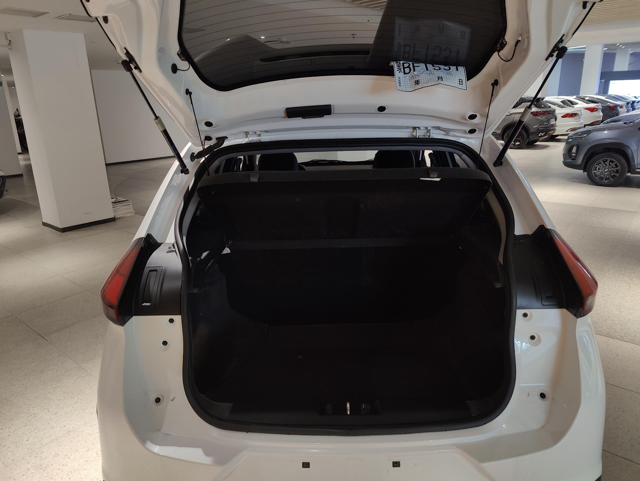 3x 2023 Manual Fashion Edition 3x 2023 Manual Fashion Edition