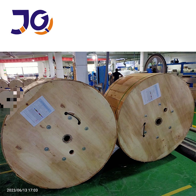 Fiber cable Fiber cable