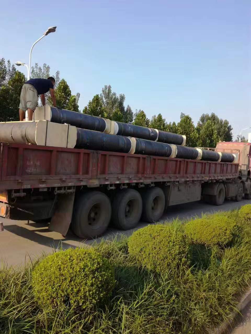 graphite electrode HP600mm graphite electrode HP600mm