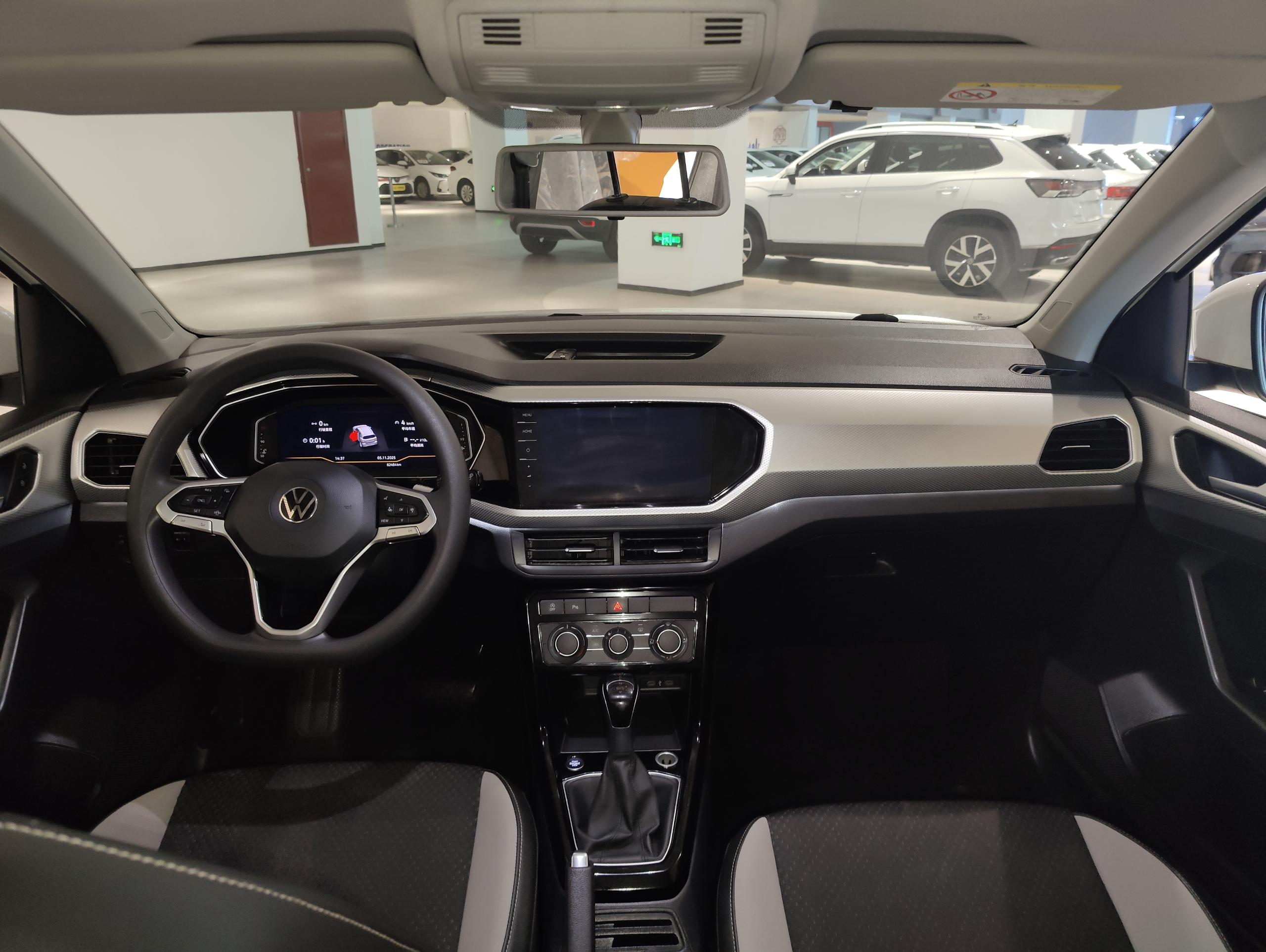 Hot Hatch Geely T-Cross Hot Hatch Geely T-Cross