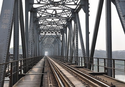 Steel structure railway bridge
