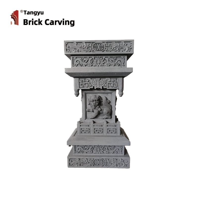 Sandstone design of gate pillars Sandstone design of gate pillars