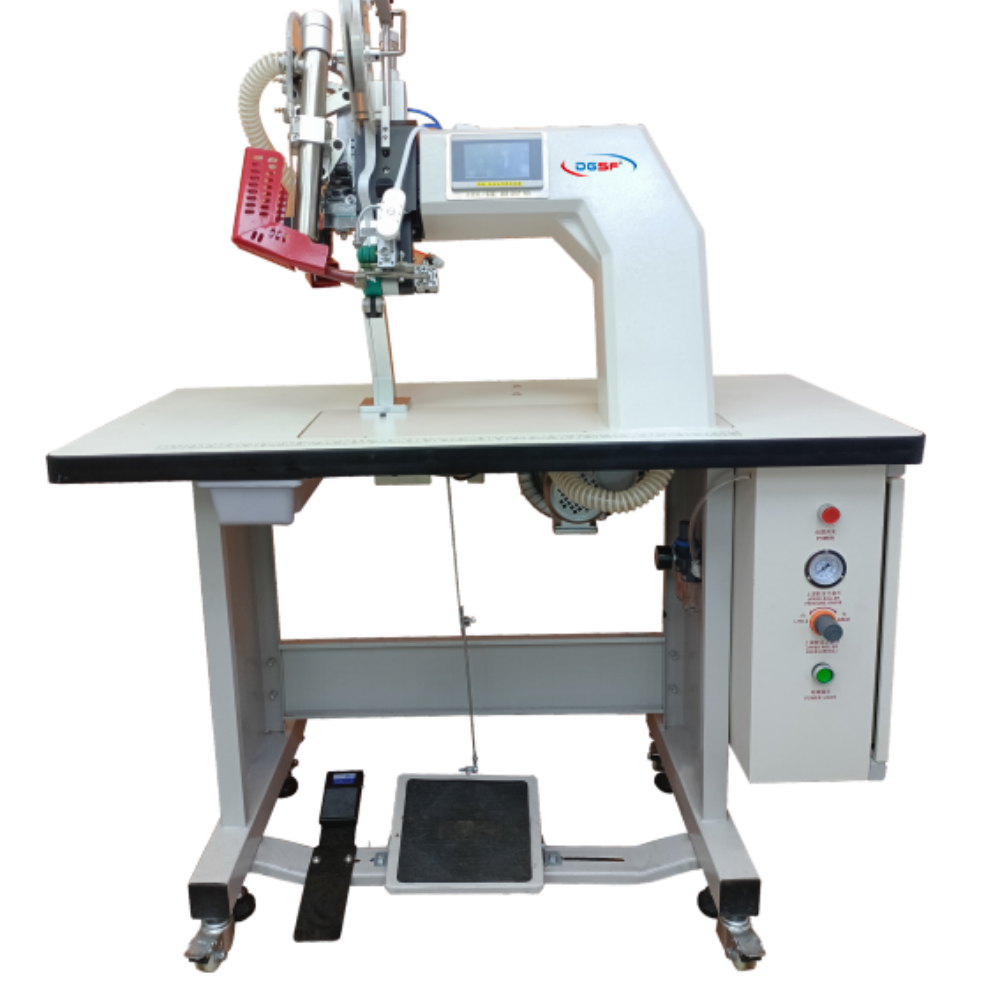 YB-T3 Waterproof shoe cover laminating machine (3) YB-T3 Waterproof shoe cover laminating machine (3)