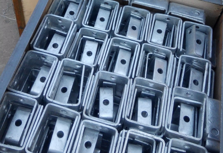 SPOOL INSULATOR DEADED CLEVIS 3 SPOOL INSULATOR DEADED CLEVIS 3