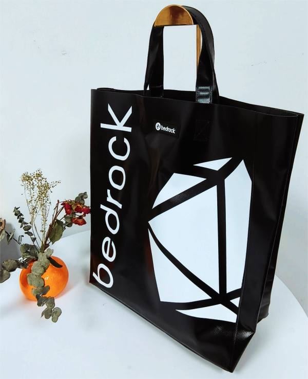 Customized letter truck tarpaulin PVC totebags Customized letter truck tarpaulin PVC totebags