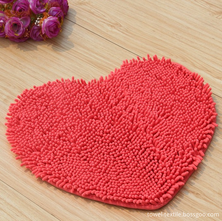 China Heart Shaped Bathtub Cheap Door Mat Shower Mats Manufacturers