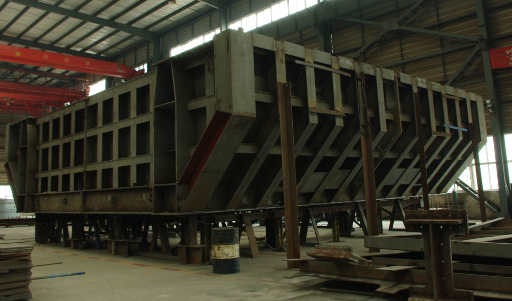 Large steel components