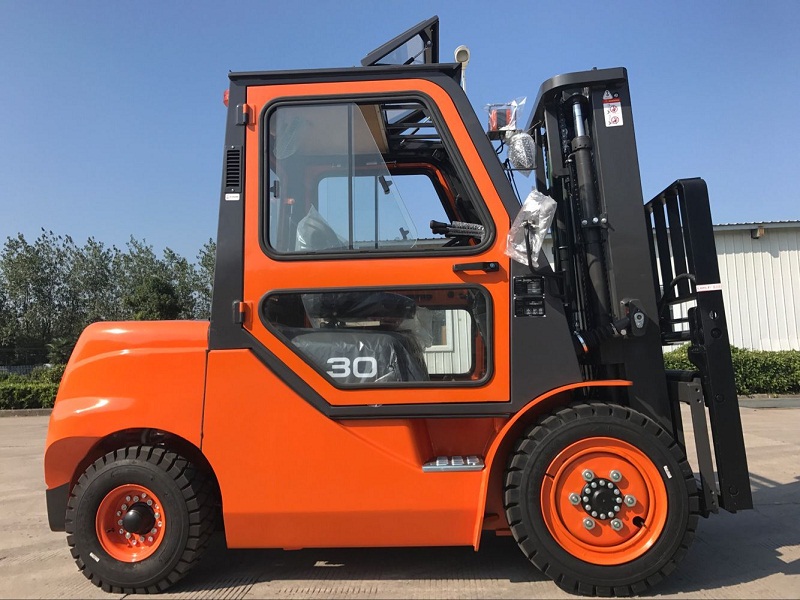 3t Forklift With Cab