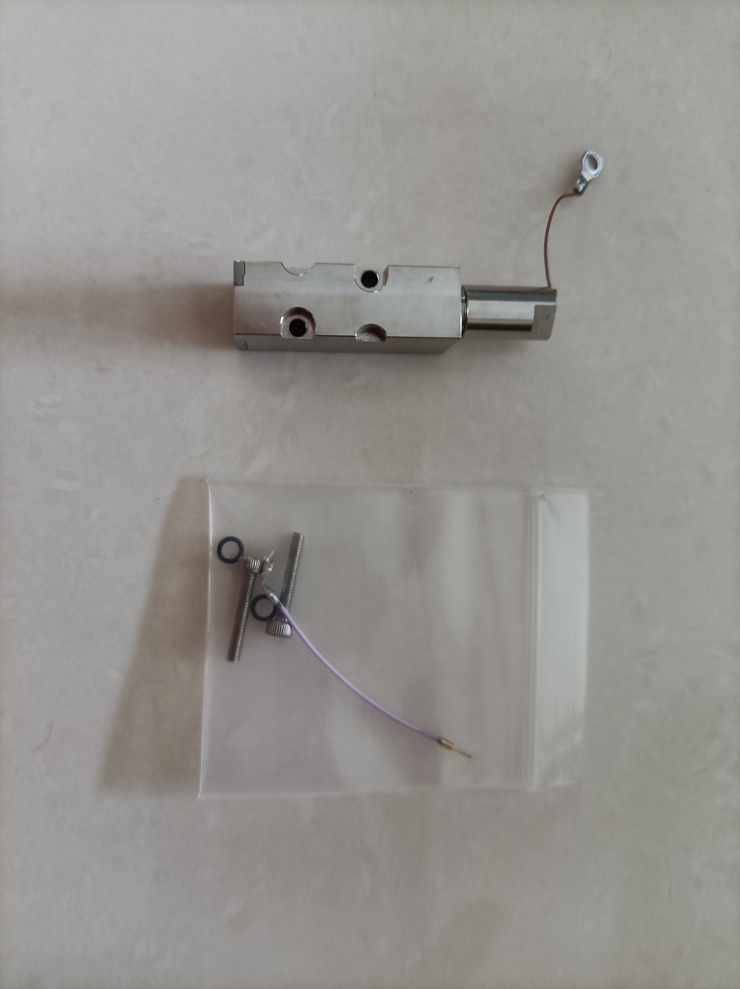 ENM38540 Nozzle assembly modulation G head Markem-imaje spare parts for MarkemImaje 9020 9030 9000 series cij inkjet printers2 ENM38540 Nozzle assembly modulation G head Markem-imaje spare parts for MarkemImaje 9020 9030 9000 series cij inkjet printers2