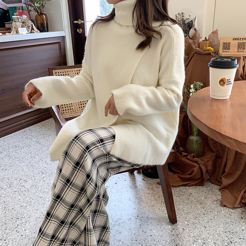 Irregular turtleneck sweater for women Irregular turtleneck sweater for women