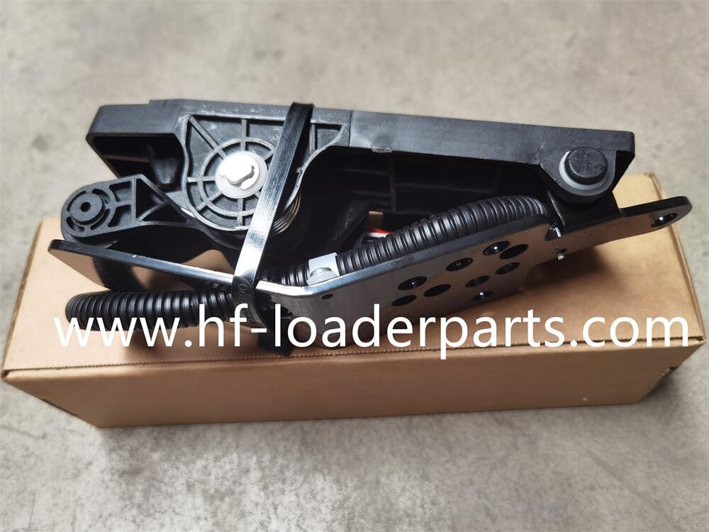 LW500KV 803688233-406788 Electronic accelerator pedal LW500KV 803688233-406788 Electronic accelerator pedal