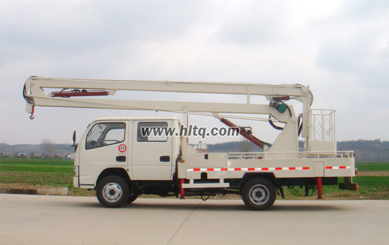 Do<em></em>ngfeng 4*2 12m hydraulic aerial work platform truck