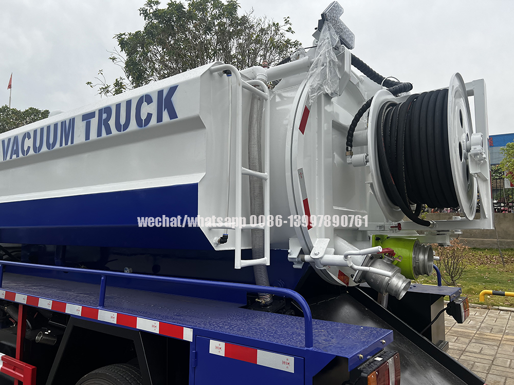 cesspit truck cesspit truck