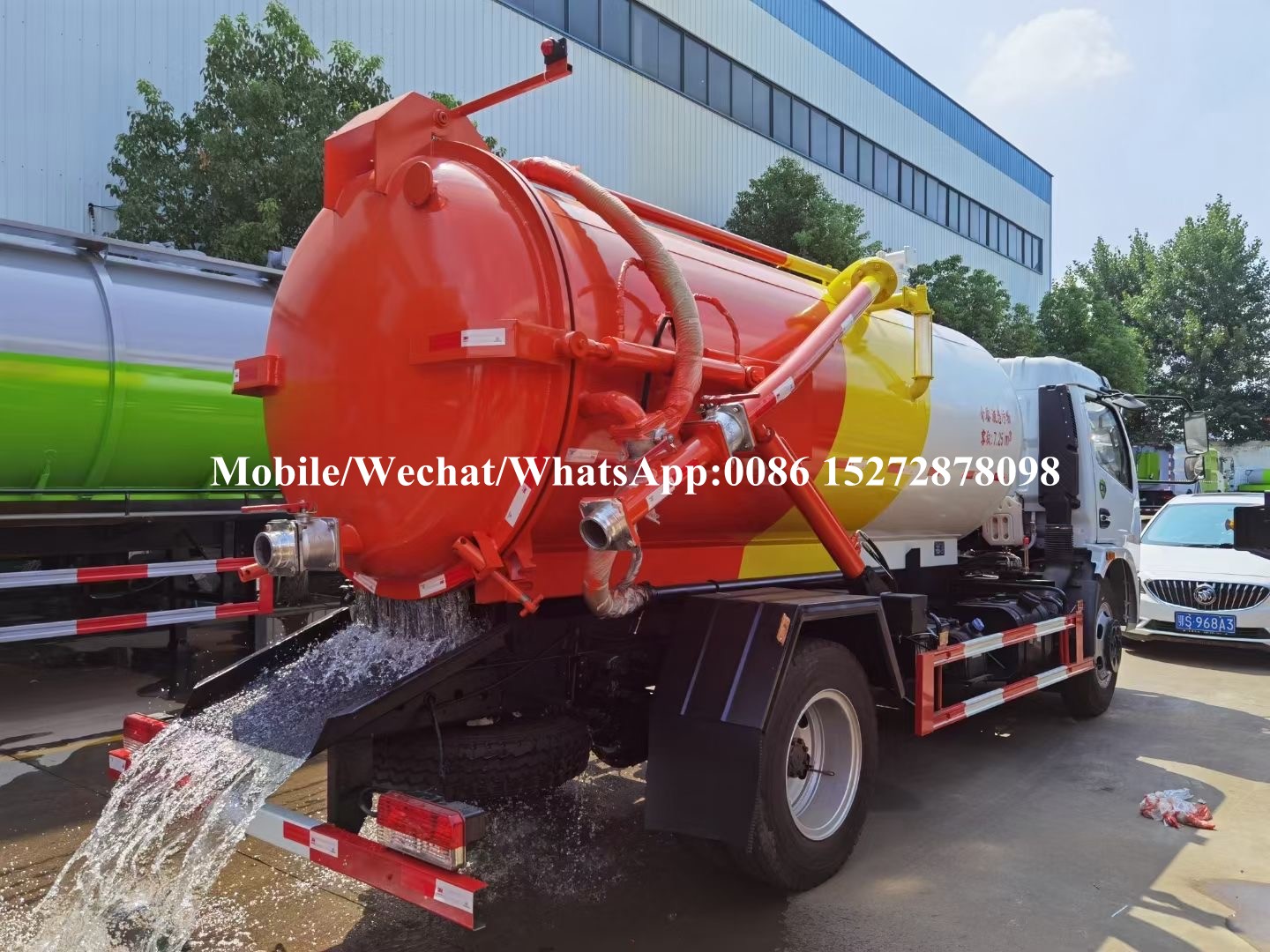 Dongfeng 5m3 Sewage Truck (2) Dongfeng 5m3 Sewage Truck (2)