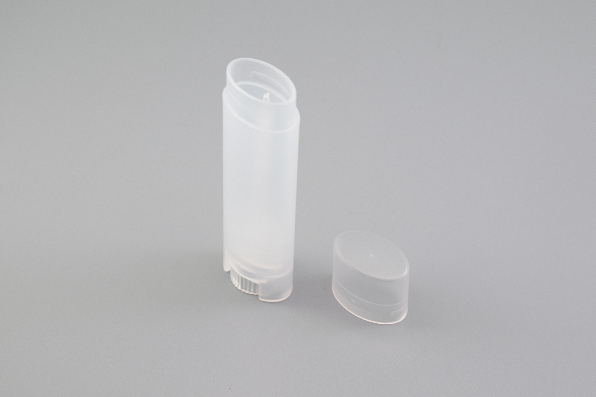 0.15 OZ Matte Transparent Lip Balm Flat Tube 0.15 OZ Matte Transparent Lip Balm Flat Tube