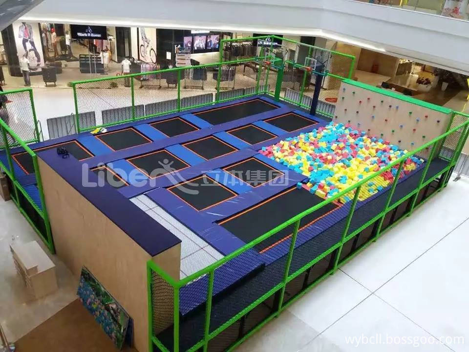 Liben Trampoline Park (2)