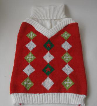 a cute pattern on a sweater