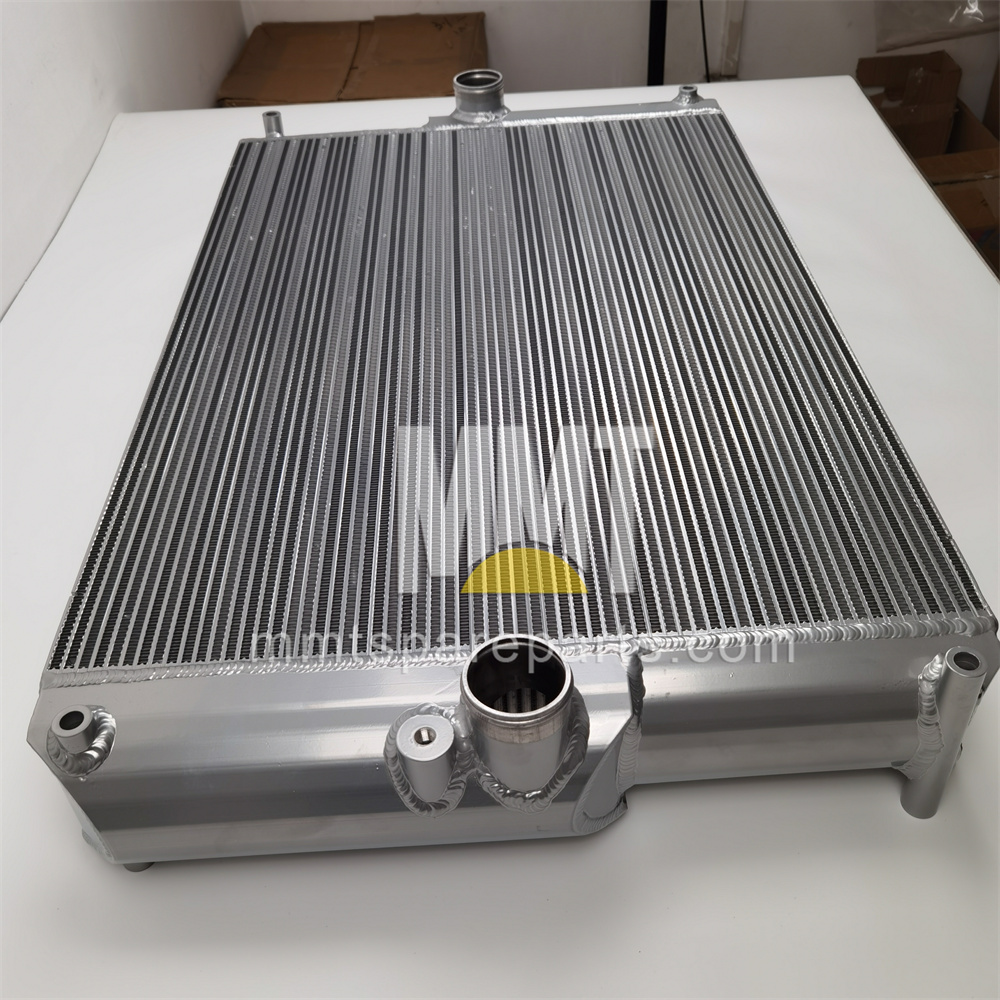 Radiator 256-5310 Radiator 256-5310