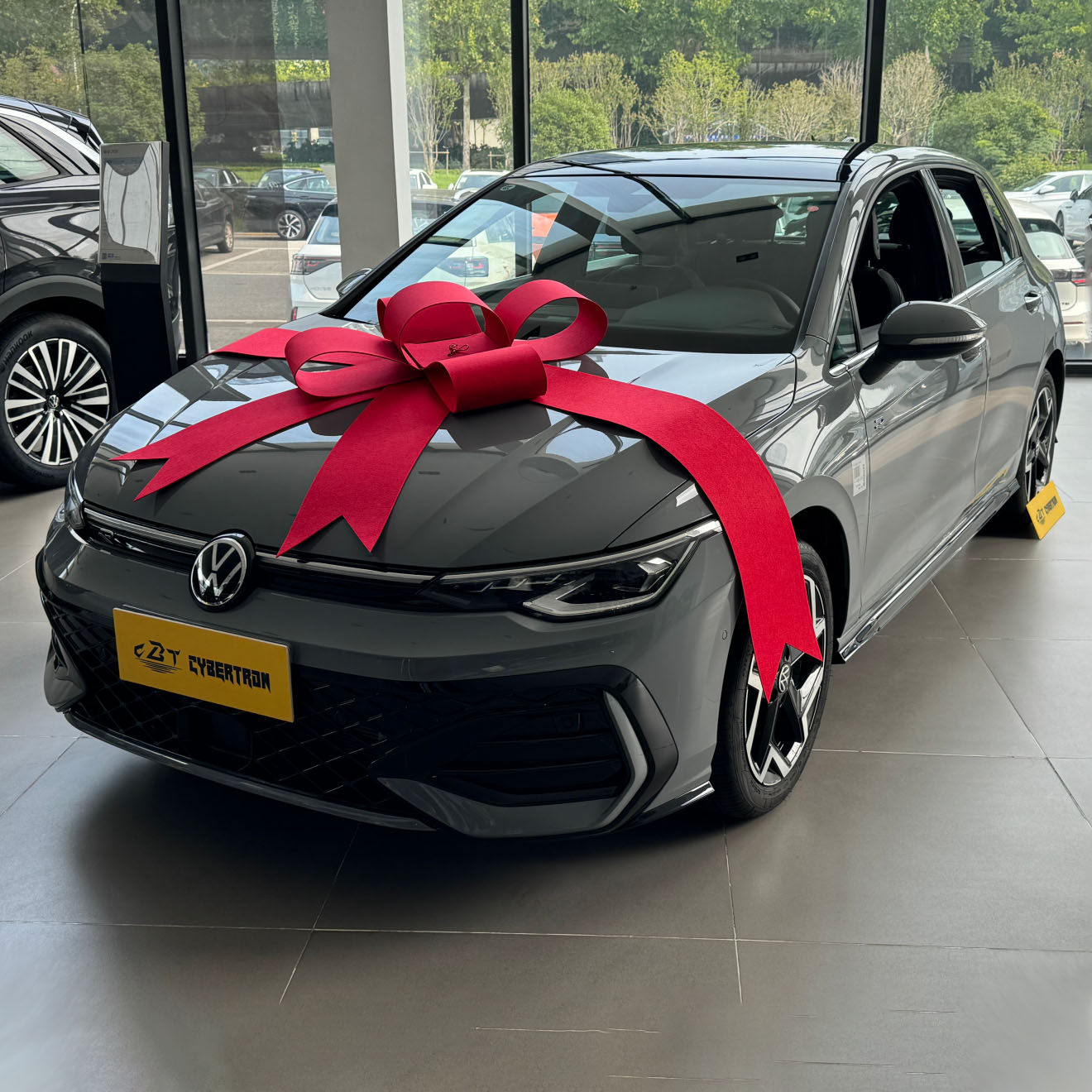 Evergreen Golf 300TSI Hatchback For Commuting Evergreen Golf 300TSI Hatchback For Commuting