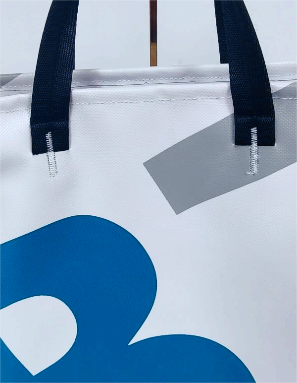 Customizable letter waterproof PVC handbag Customizable letter waterproof PVC handbag
